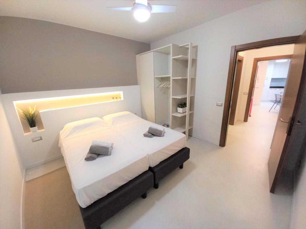 North Lake Riva Apartment, Steps From The Garda Lake 外观 照片