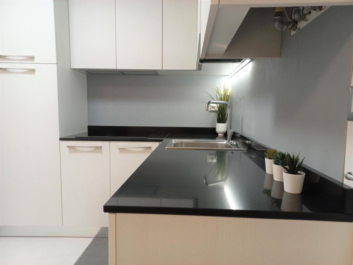 North Lake Riva Apartment, Steps From The Garda Lake 外观 照片